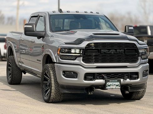 Used 2023 RAM 2500 Limited image 3
