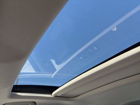 Used 2018 Honda Accord EX-L image 16