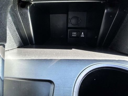 Used 2014 Toyota Camry SE FWD image 20