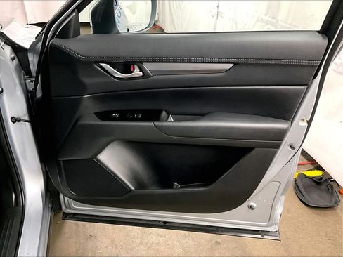 Used 2023 MAZDA CX-5 AWD 2.5 S w/ Select Package image 12
