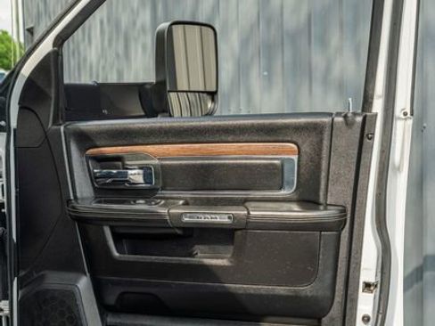 Used 2018 RAM 2500 Laramie w/ Sport Appearance Group image 44