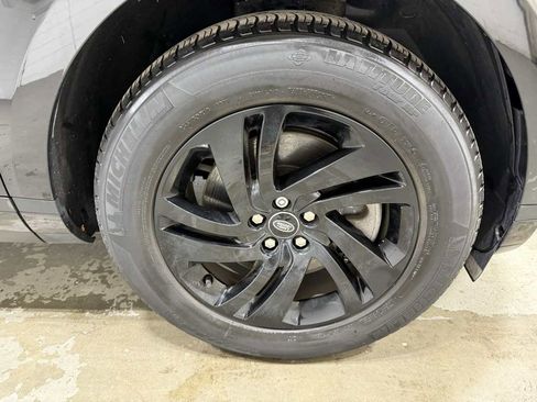 Used 2023 Land Rover Range Rover Evoque S image 6