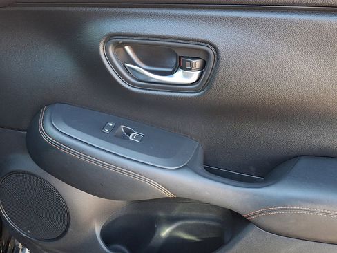 Used 2023 Honda HR-V Sport image 8