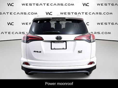 Used 2018 Toyota RAV4 XLE AWD/4WD image 7