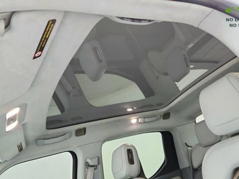 Used 2025 Rivian R1T Premium AWD/4WD image 53