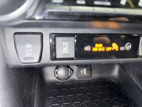 Used 2024 Toyota RAV4 SE w/ Convenience Package image 54