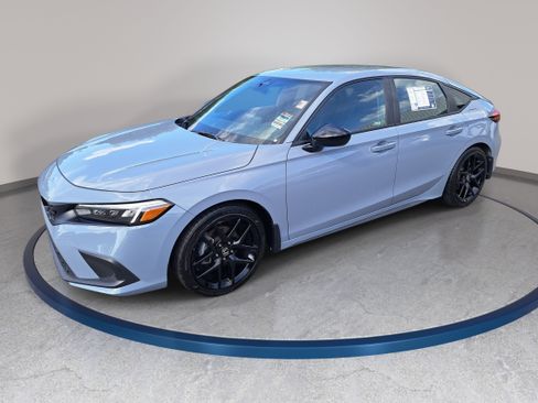 Used 2023 Honda Civic Sport image 1