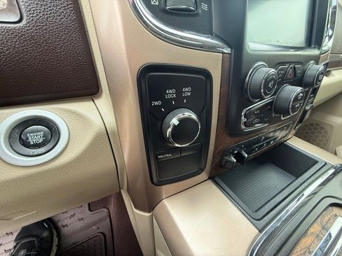 Used 2017 RAM 3500 Laramie Longhorn w/ Convenience Group AWD/4WD image 14