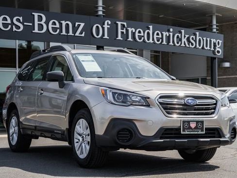 Used 2018 Subaru Outback 2.5i AWD/4WD image 1