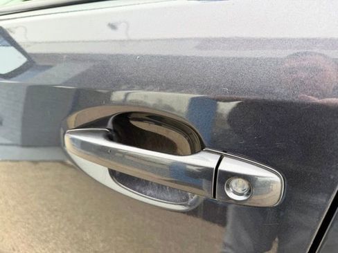 Used 2016 Subaru Crosstrek 2.0i Premium image 11