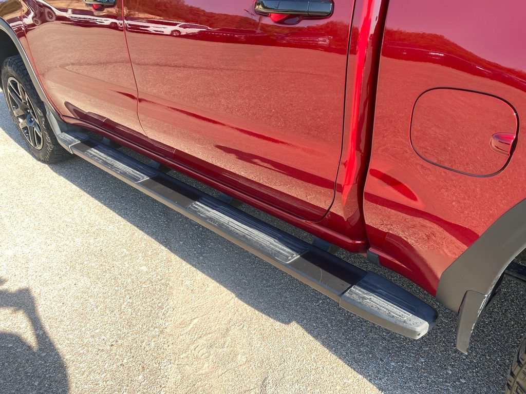 Used 2024 Chevrolet Silverado 1500 LT Trail Boss w/ LT Trail Boss Premium Package AWD/4WD image 40