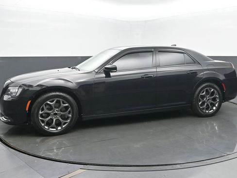 Used 2017 Chrysler 300 S w/ 300S Premium Group AWD/4WD image 2
