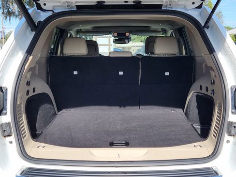 Certified 2020 Jeep Grand Cherokee Limited w/ Trailer Tow Group IV image 9