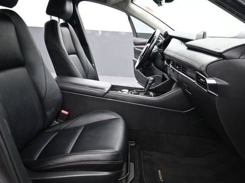 Used 2019 MAZDA MAZDA3 Sedan FWD image 12