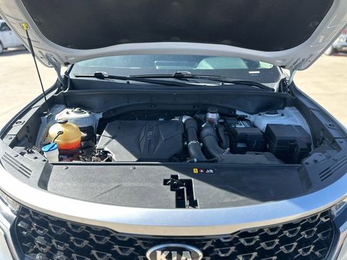 Used 2021 Kia Sorento EX image 8