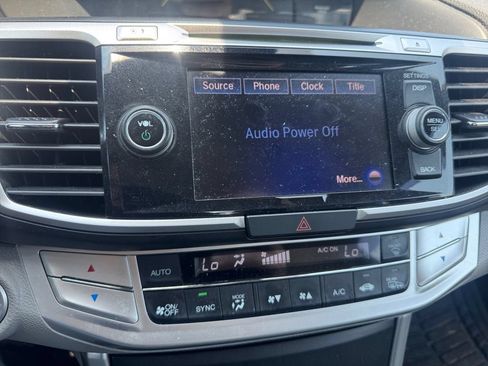 Used 2015 Honda Accord EX-L image 22