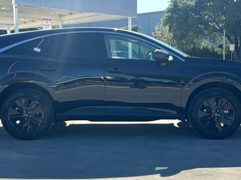 Used 2025 Nissan Murano SV image 8