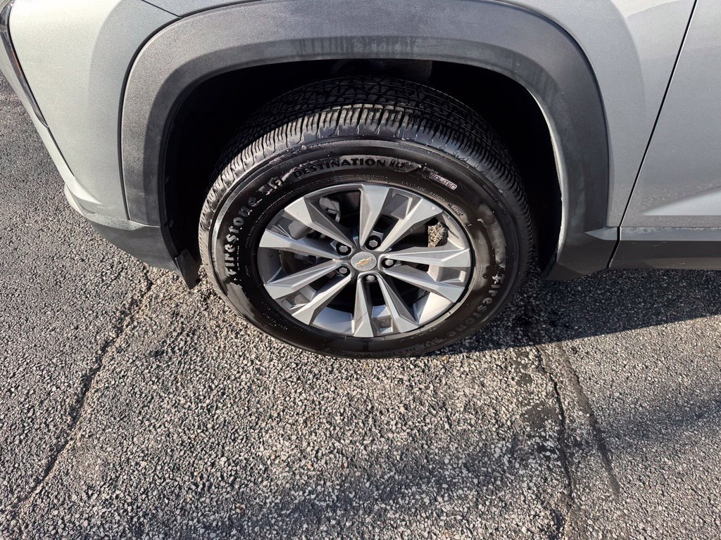 Used 2026 Chevrolet Equinox LT FWD image 27