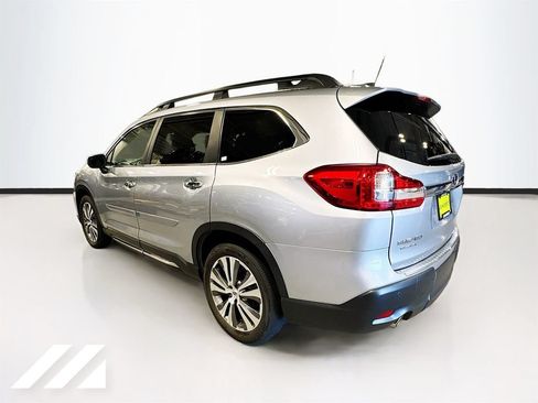 Used 2022 Subaru Ascent Touring AWD/4WD image 7