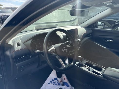 Used 2024 Nissan Sentra SR image 12