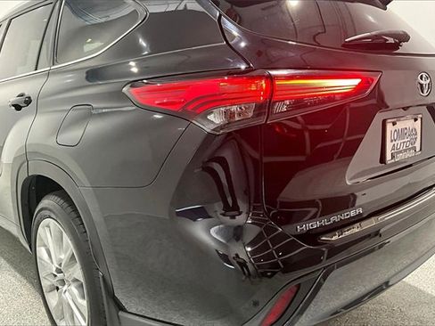 Used 2020 Toyota Highlander Limited image 41