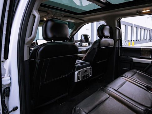 Used 2017 Ford F350 Lariat w/ Lariat Ultimate Package image 28