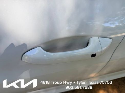 Used 2024 Kia K5 GT-Line w/ GT-Line Premium Package FWD image 6