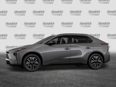 Used 2026 Toyota bZ FWD image 18