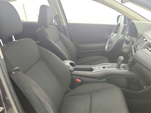 Used 2016 Honda HR-V LX image 29