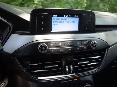 Used 2020 Ford Escape S FWD image 9