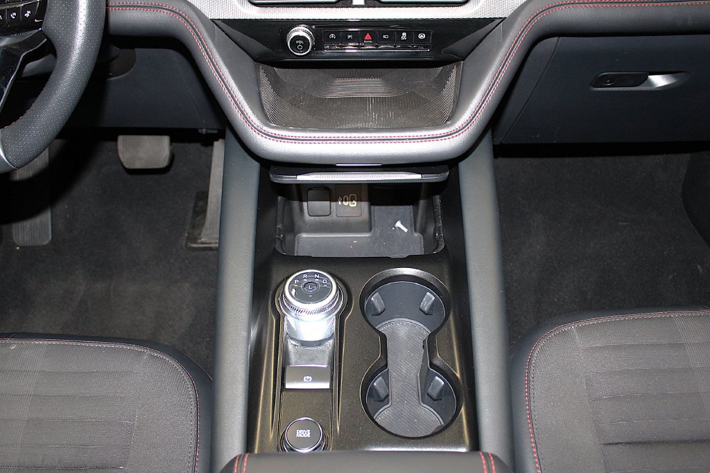 Used 2025 Ford Explorer ST-Line AWD/4WD image 21