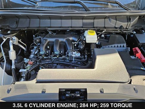 New 2025 Nissan Pathfinder SV w/ SV Premium Package image 33