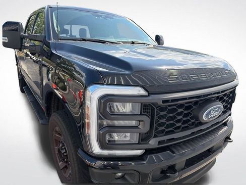 Used 2024 Ford F350 Lariat w/ Lariat Ultimate Package AWD/4WD image 4