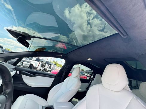 Used 2018 Tesla Model X 100D AWD/4WD image 45