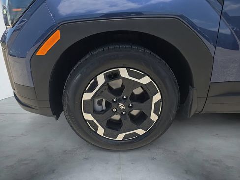 Certified 2025 Hyundai Santa Fe SEL FWD image 17