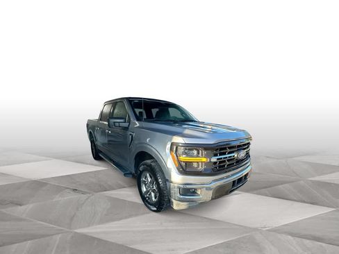 Used 2025 Ford F150 XLT w/ Equipment Group 301A Standard AWD/4WD image 2