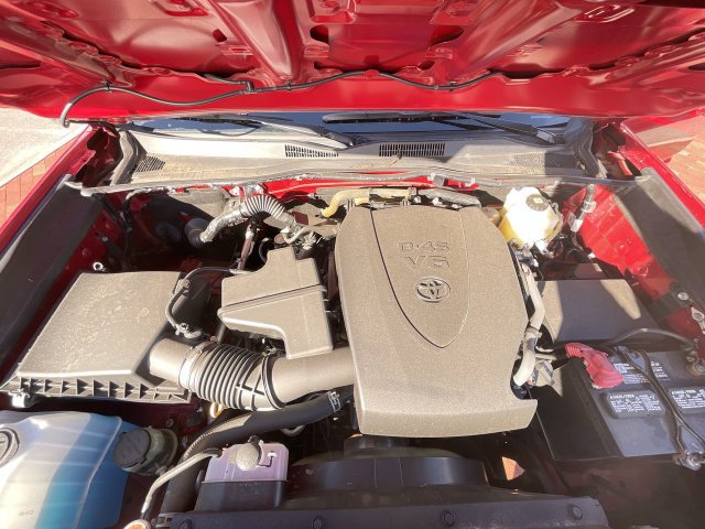 Used 2022 Toyota Tacoma TRD Off-Road w/ Technology Package AWD/4WD image 24