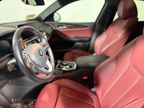 Used 2023 BMW X4 xDrive30i AWD/4WD image 21
