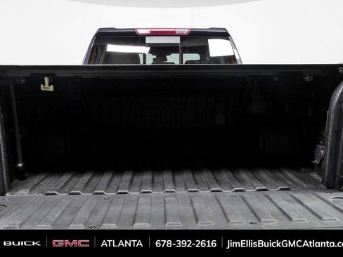 Used 2022 GMC Sierra 1500 SLT w/ SLT Premium Plus Package RWD image 31