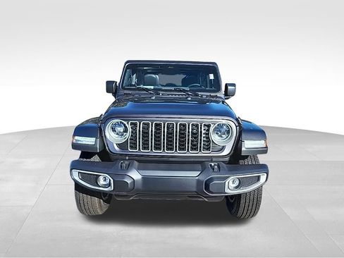 New 2026 Jeep Wrangler Unlimited Sahara AWD/4WD image 5