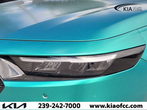 Used 2024 Honda Accord Touring image 6