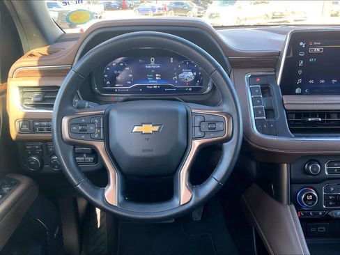 Used 2024 Chevrolet Tahoe High Country w/ Premium Package image 5