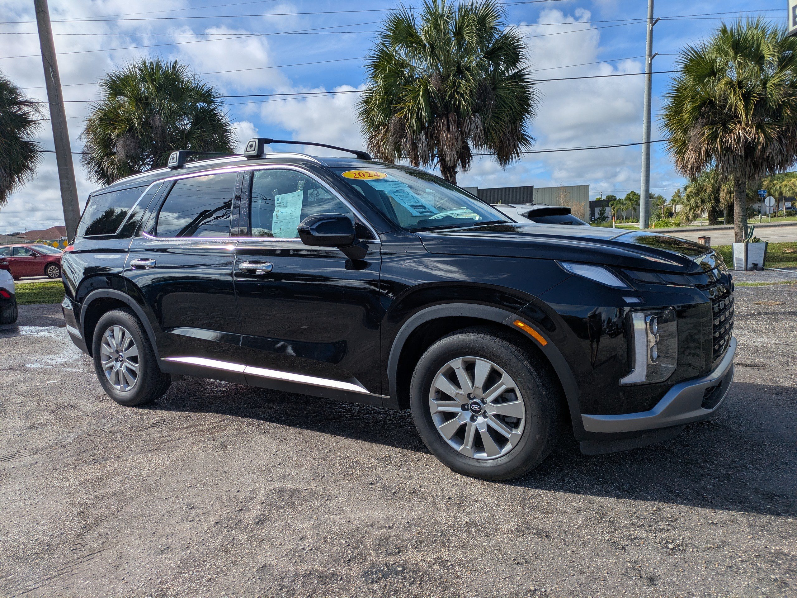 Used 2024 Hyundai Palisade SEL AWD/4WD image 2