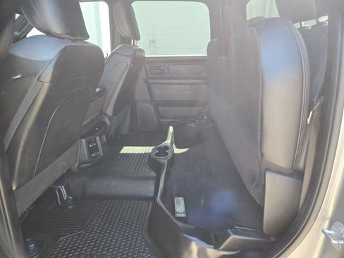 Used 2021 RAM 2500 Tradesman w/ Chrome Appearance Group AWD/4WD image 13