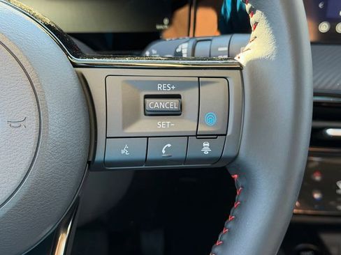 New 2026 Nissan Kicks SR FWD image 16