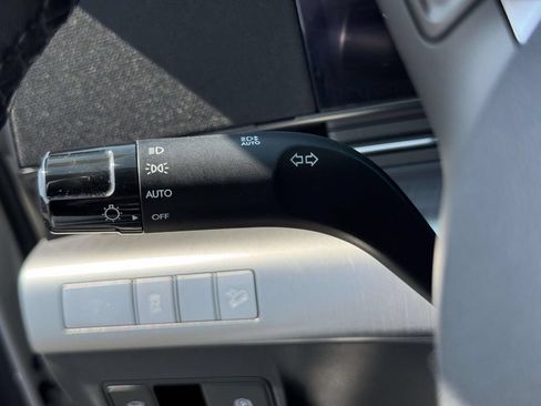 Used 2024 Hyundai Kona Limited AWD/4WD image 25