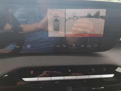New 2026 Buick Enclave Sport Touring w/ Power Package FWD image 25