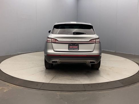 Used 2022 Lincoln Nautilus Reserve AWD/4WD image 4