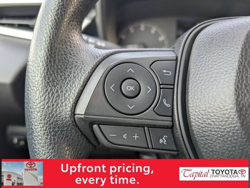 Used 2025 Toyota Corolla LE FWD image 15