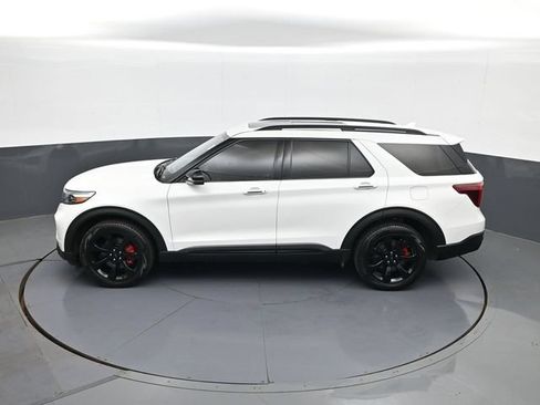 Used 2024 Ford Explorer ST w/ Equipment Group 401A AWD/4WD image 21